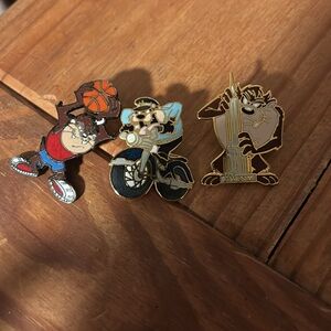 TAZ Enamel Pins Set Warner Brothers